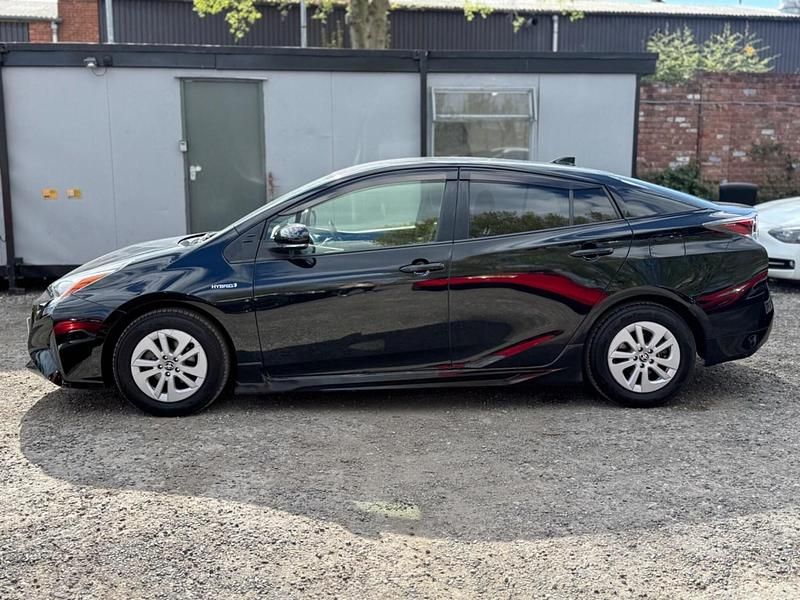 Usado Toyota Prius Active 122 HP (89 kW) 2026 Preto Citadino