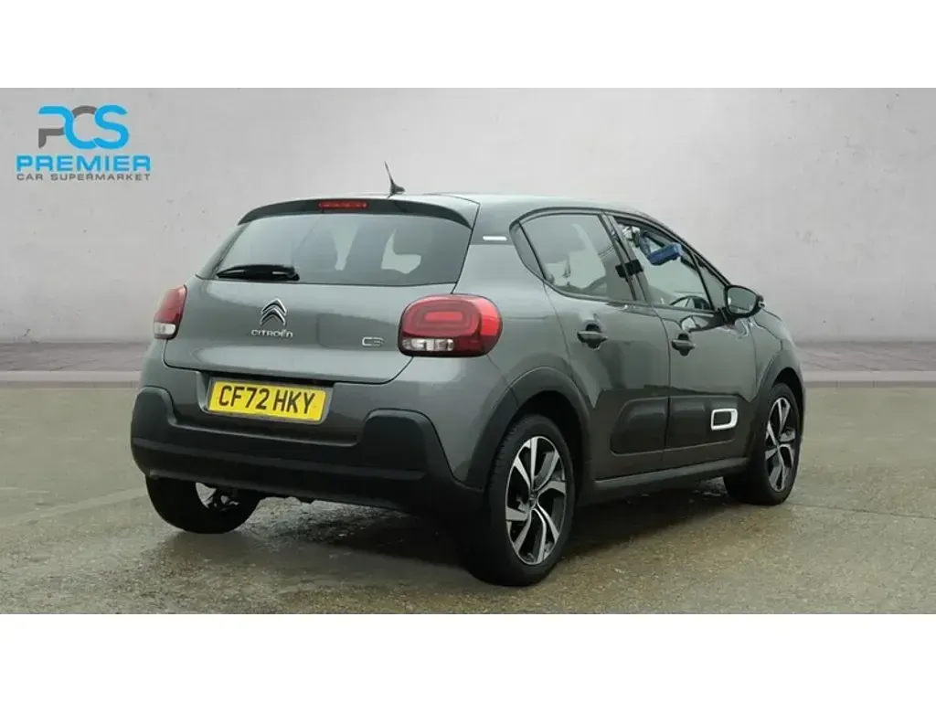 Used Citroën C3 PureTech 2022 Platinum grey metallic Hatchback