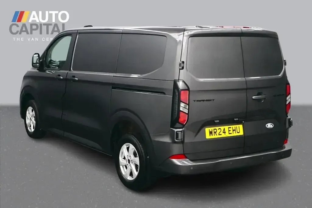 Used Ford Transit Custom Limited 136 HP (100 kW) 2024 Grey Van