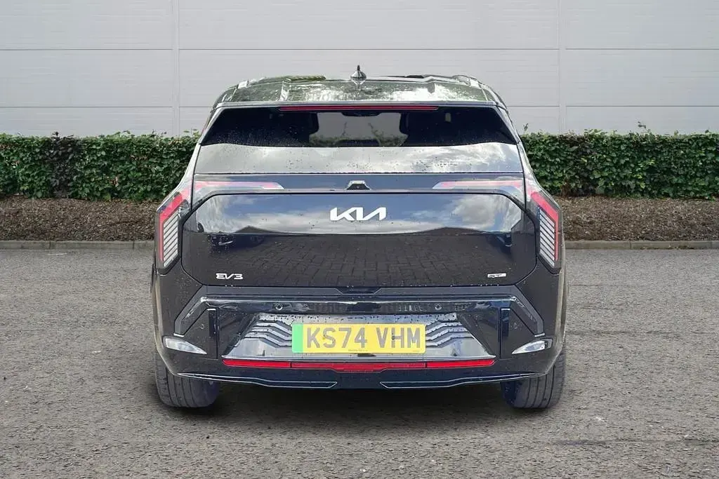 Used Kia EV3 Air 147 kW (201 HP) 2024 SUV