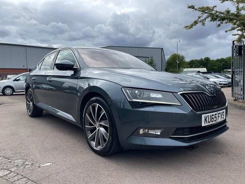 Grey Used 2015 Skoda Superb LAURIN & KLEMENT Hatchback | £8,250 (Expensive) - Image 1/4