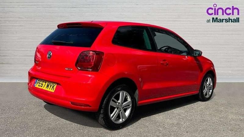 Used VW Polo Edition 60 HP (44 kW) 2017 Red Hatchback
