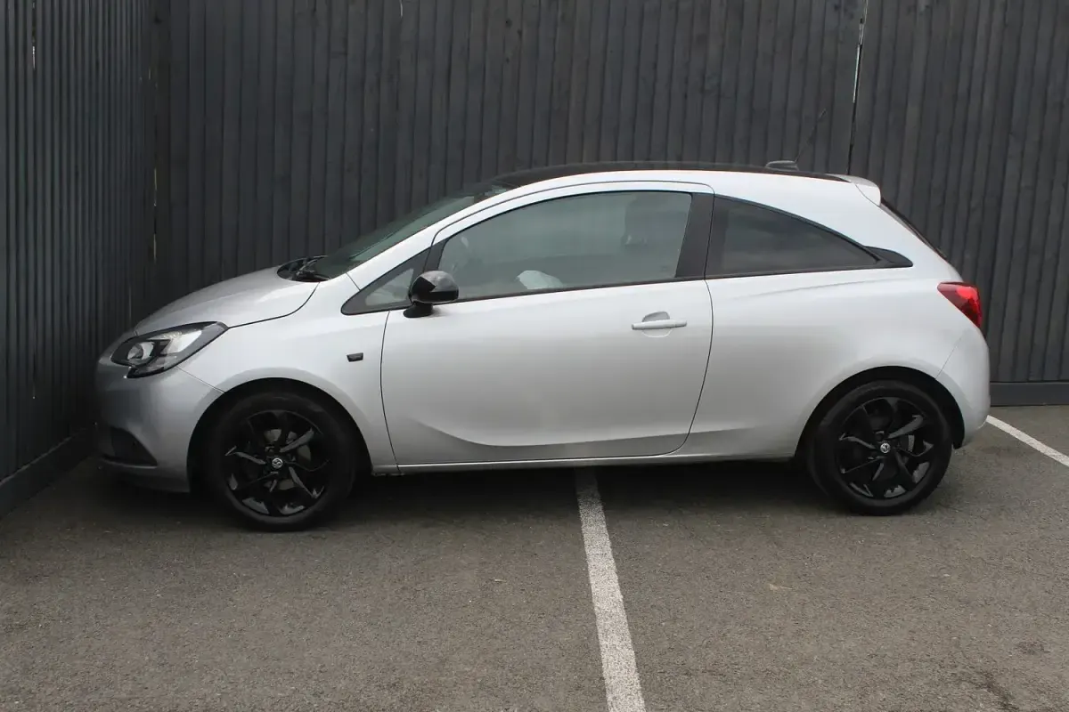 Used Vauxhall Corsa 90 HP (66 kW) 2018 Silver Hatchback