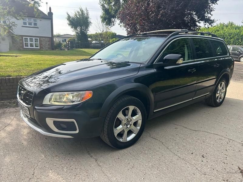 Black Used 2008 Volvo XC70 SE Lux SUV | £6,495 (Fair price) - Image 1/4
