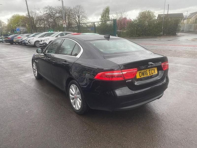 Begagnad Jaguar XE Prestige 2016 Svart Sedan