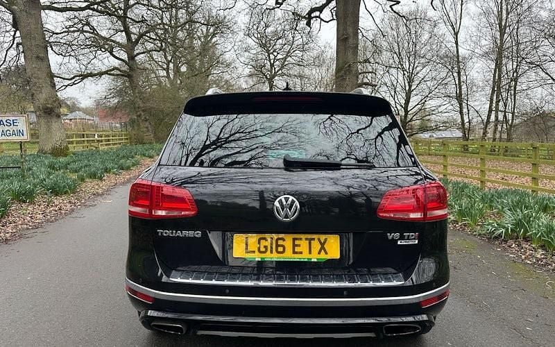 Used VW Touareg R-line 262 HP (192 kW) 2017 SUV