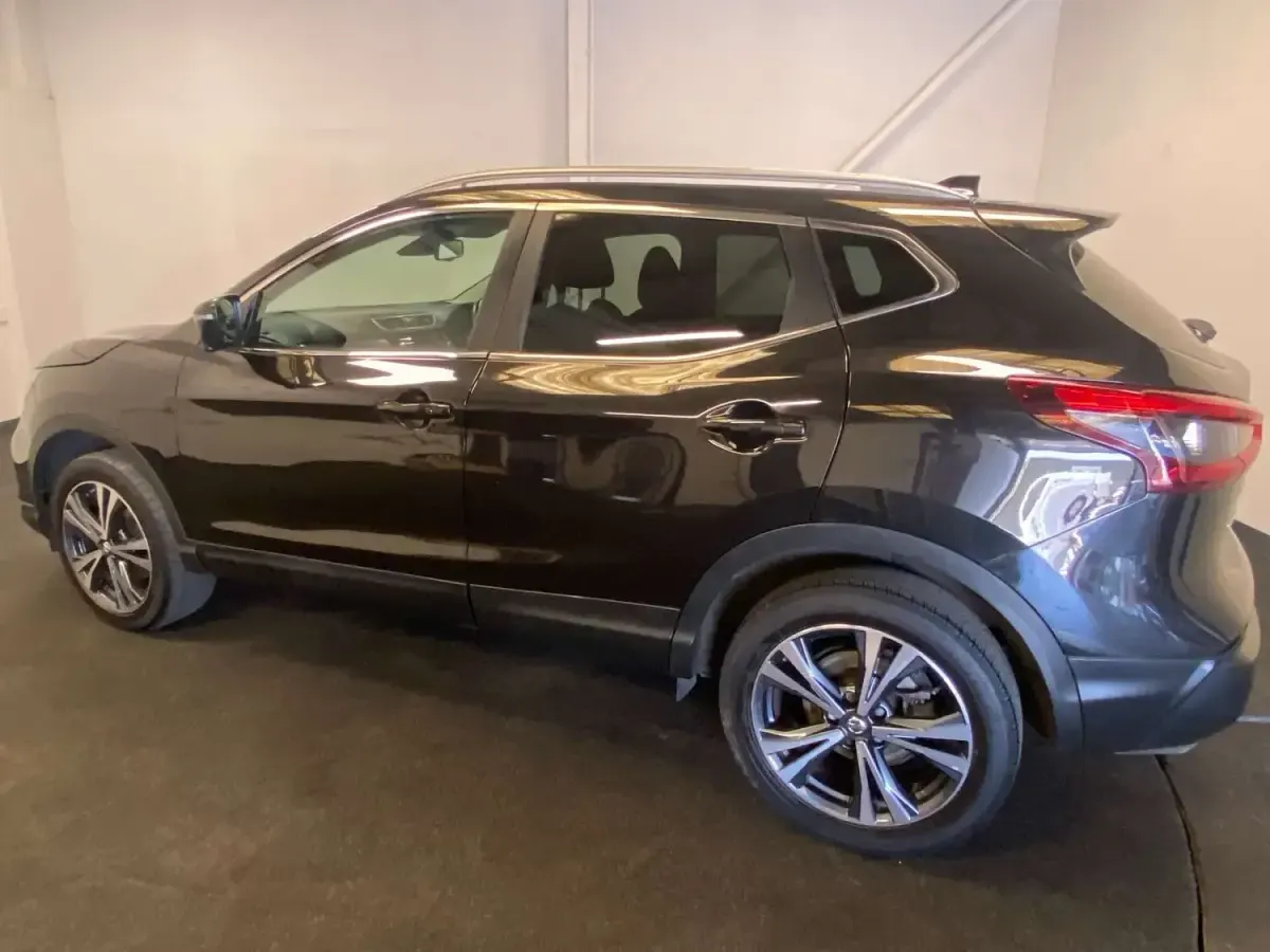 Used Nissan Qashqai N-Connecta 2018 Black SUV