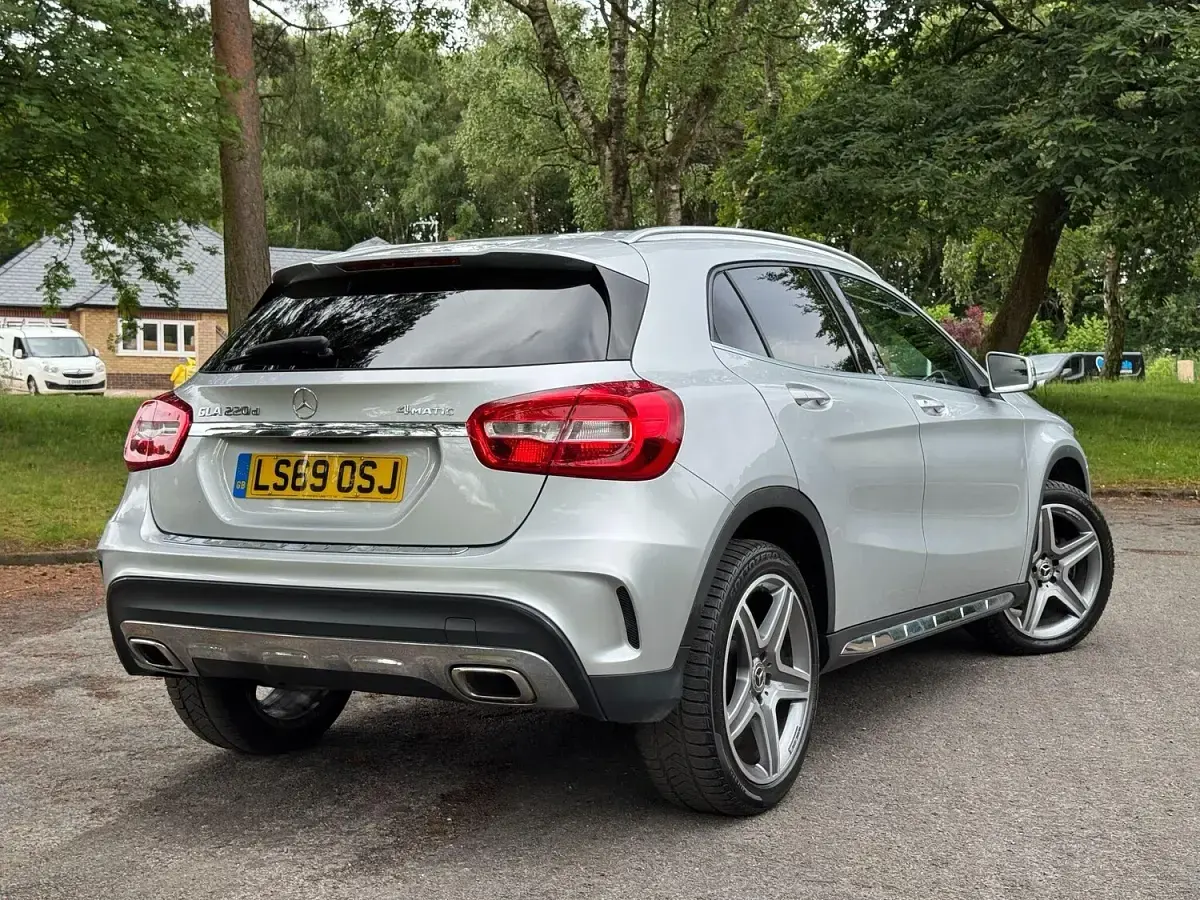 Used Mercedes GLA220 AMG line 170 HP (125 kW) 2019 Silver SUV