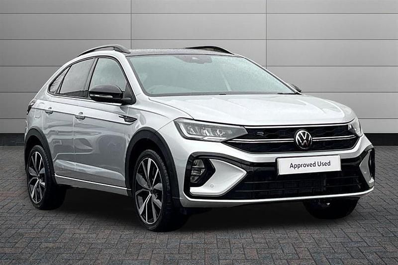Reflex silver with flat black roof Used 2022 VW Taigo R-line SUV | £19,995 (A bit pricey) - Image 1/3