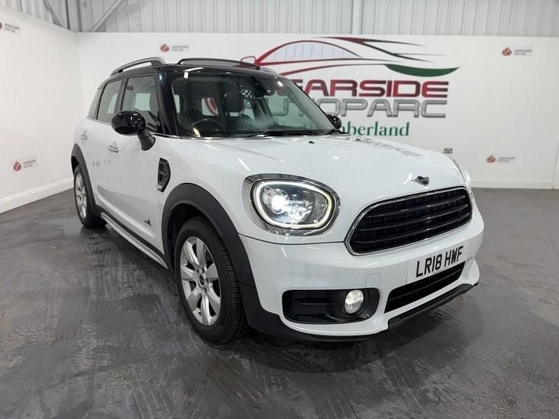 White Used 2018 Mini Cooper Countryman SUV | £15,199 (Fair price) - Image 1/4