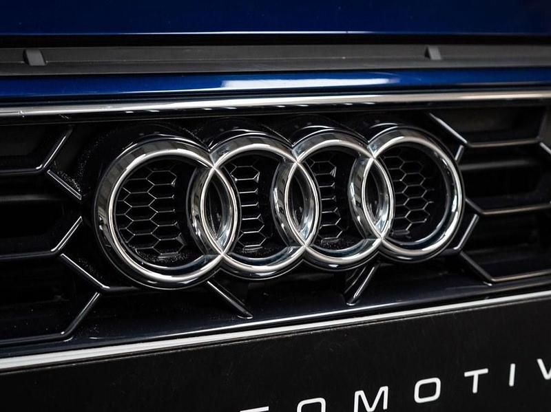 Used Audi A4 S-Line 163 HP (119 kW) 2021 Blue Sedan