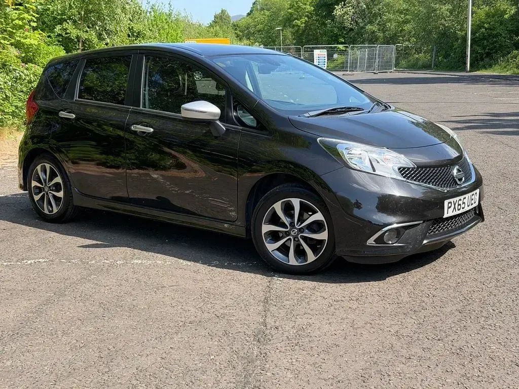 Used Nissan Note N-TEC 80 HP (58 kW) 2015 Black Hatchback