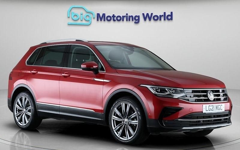 Used 2023 VW Tiguan Elegance SUV | £25,700 (Fair price) - Image 1/4