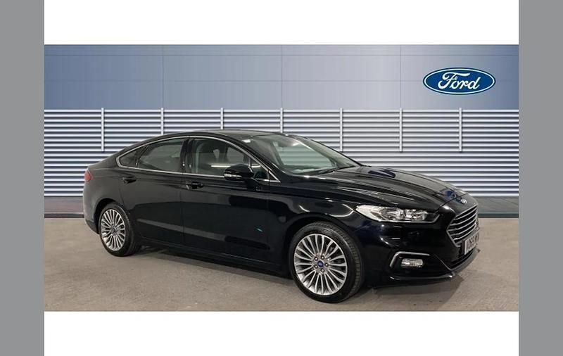 Used Ford Mondeo Titanium 150 HP (110 kW) 2019 Black Hatchback