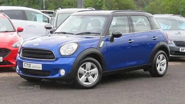 Used Mini Cooper D 2016 Blue Hatchback