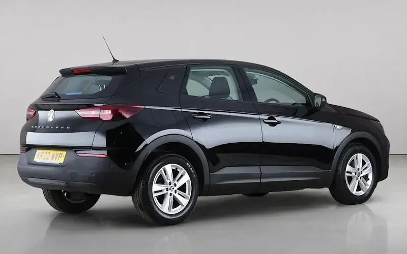 Used Vauxhall Grandland X Design Edition 131 HP (96 kW) 2022 Black SUV