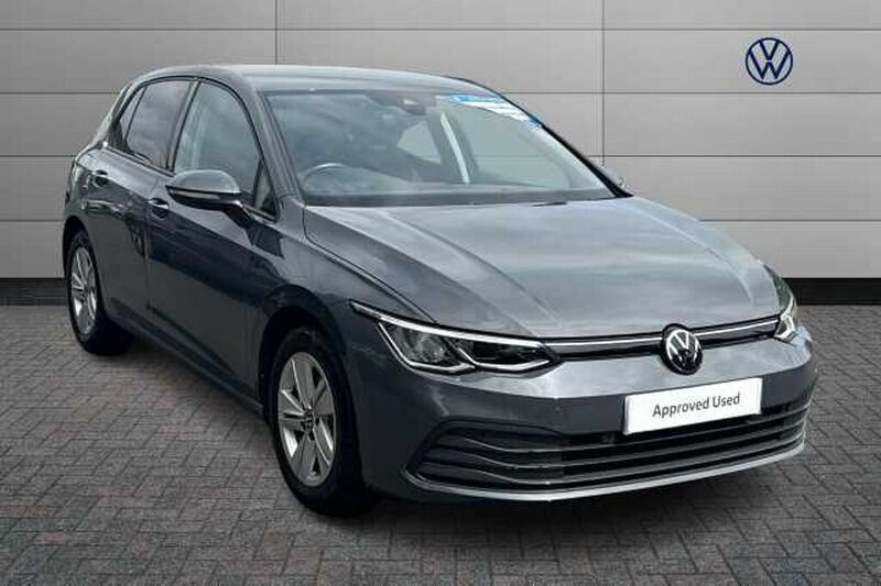 Used 2023 VW Golf VIII Life Hatchback | £20,222 (Super price) - Image 1/4