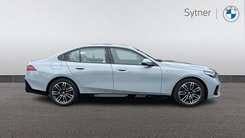 Used BMW 520 M Sport 205 HP (150 kW) 2025 Grey