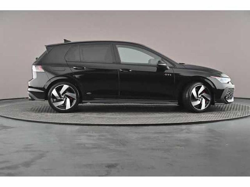 Used VW Golf VIII GTI 265 HP (194 kW) 2025 Black Hatchback