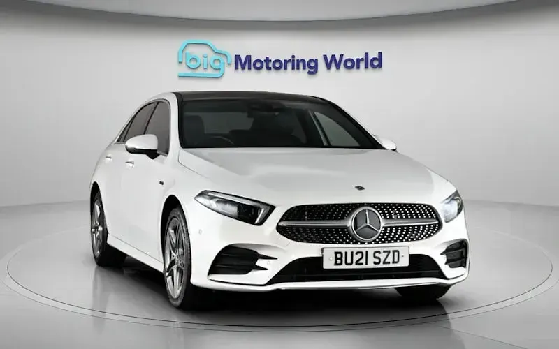Usado Mercedes A250 AMG line 259 HP (190 kW) 2021 Branco Sedan