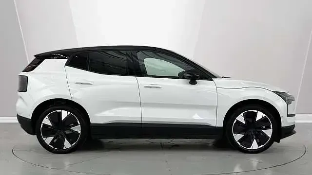 Used Volvo EX30 Performance 314 kW (428 HP) 2025 White SUV