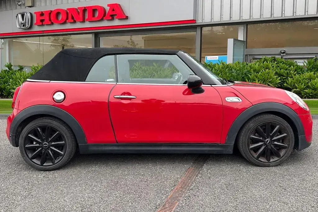 Used Mini Cooper S Cabriolet 2018 Red Cabriolet