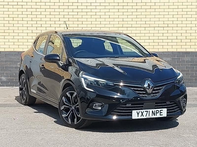 Black Used 2021 Renault Clio V Version S Hatchback | £13,998 (Fair price) - Image 1/4