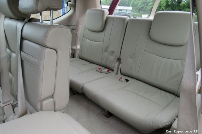Used Toyota Land Cruiser 164 HP (120 kW) 2005 SUV