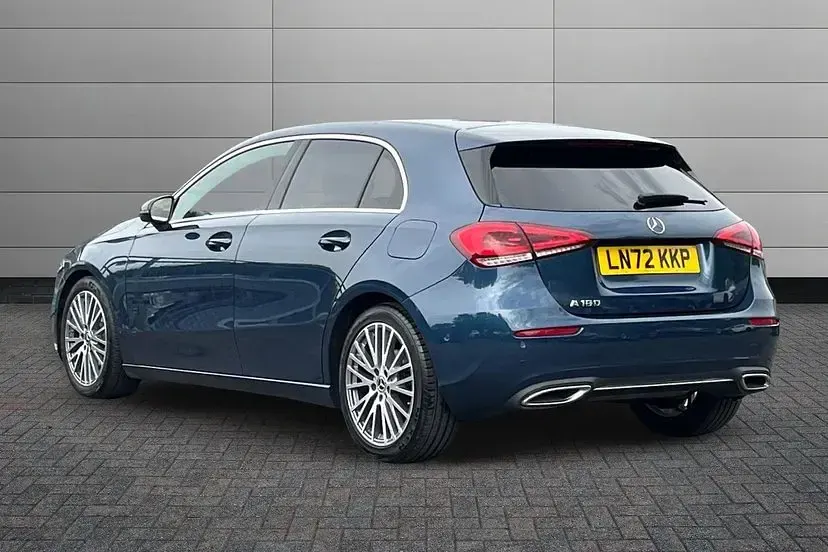 Used Mercedes A180 Executive 136 HP (100 kW) 2023 Blue Hatchback