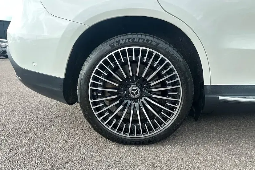 Used Mercedes EQC400 AMG Line Premium 300 kW (408 HP) 2022 White SUV