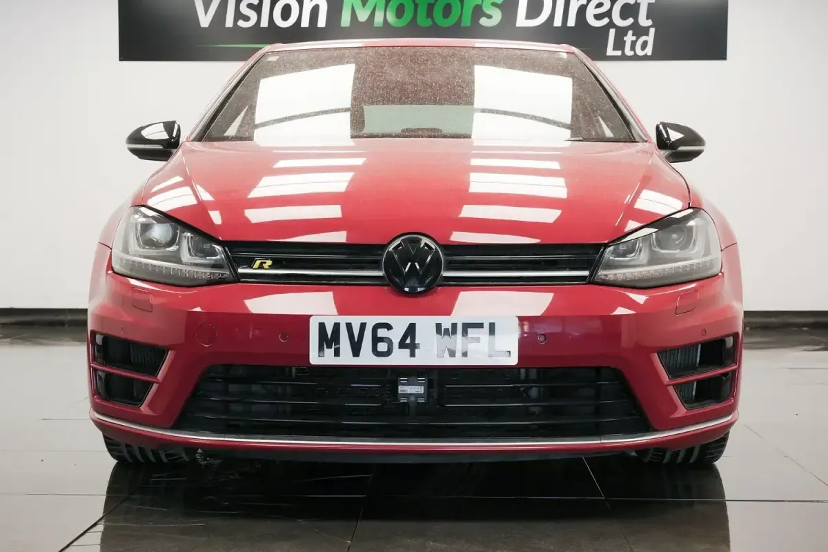 Used VW Golf VII R 2014 Red Hatchback
