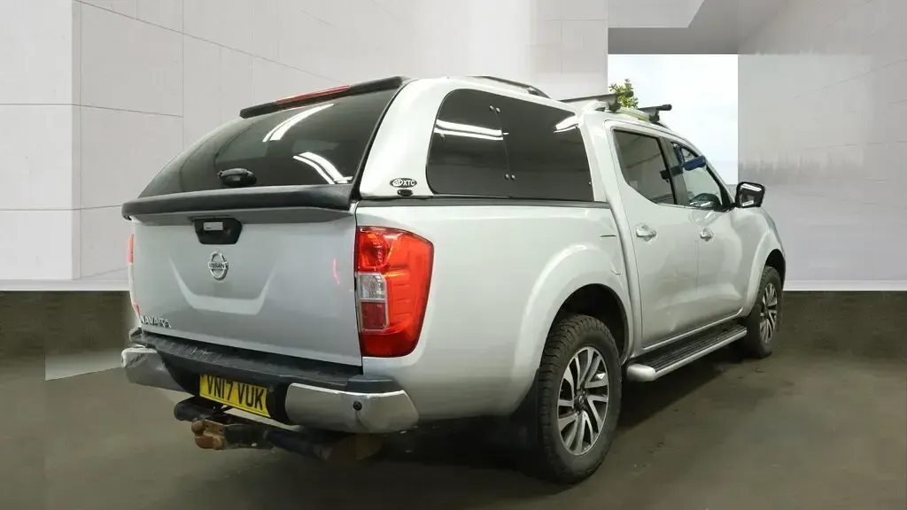 Used Nissan Navara Tekna 2017 Silver Pickup