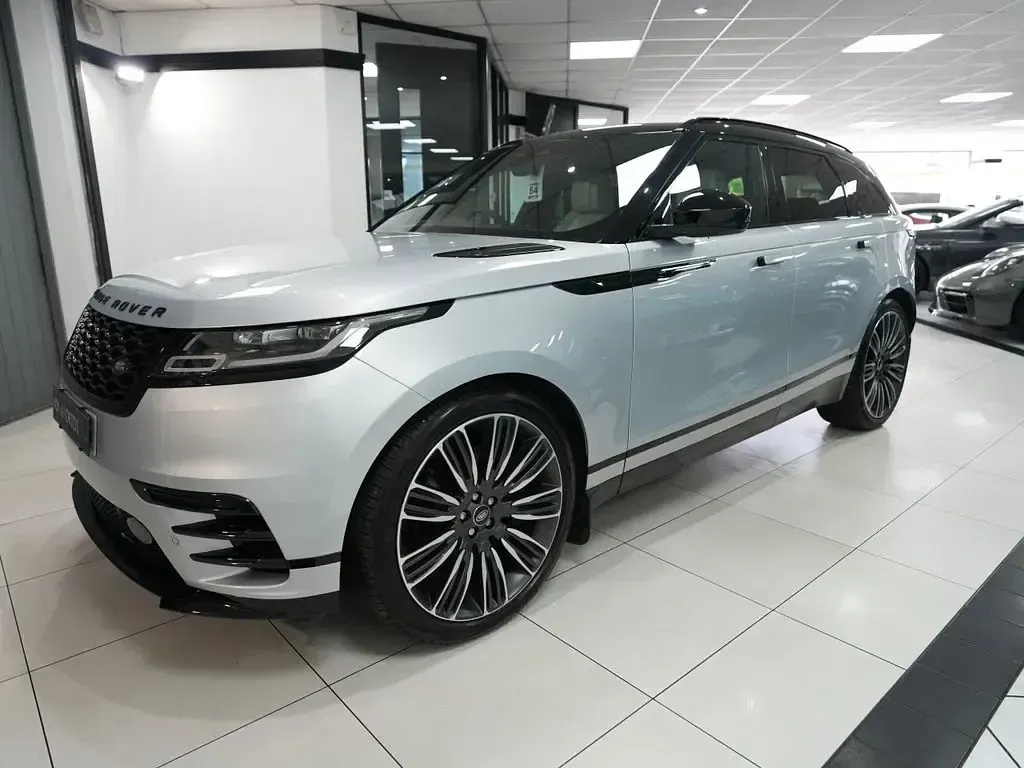 Used Land Rover Range Rover Velar HSE Dynamic 300 HP (220 kW) 2022 Silver SUV
