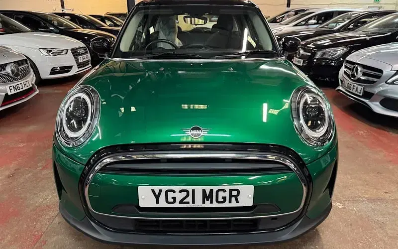 Used Mini Cooper Classic 136 HP (100 kW) 2021 Green Hatchback