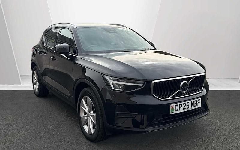 Used Volvo XC40 Core 163 HP (119 kW) 2025 SUV