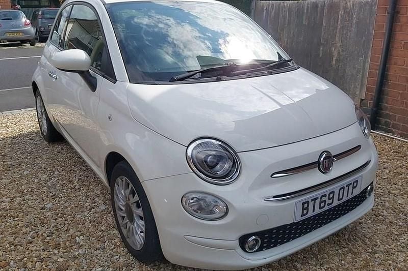 Used 2019 Fiat 500 Lounge Hatchback | £8,795 (Fair price) - Image 1/1