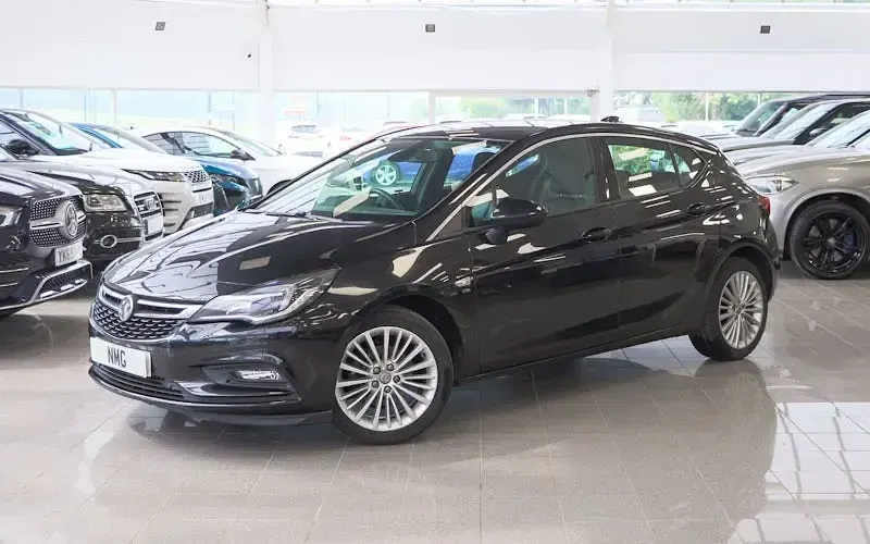 Used Vauxhall Astra Elite 150 HP (110 kW) 2019 Hatchback