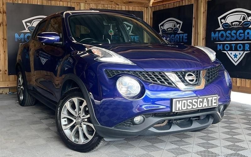 Blue Used 2015 Nissan Juke Tekna SUV | £7,995 (Fair price) - Image 1/4