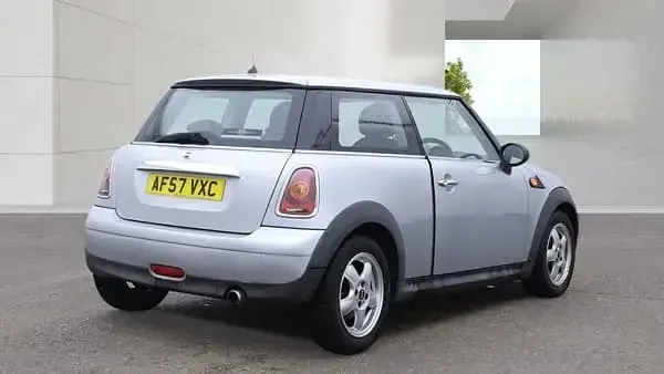 Used Mini ONE Hatch 95 HP (69 kW) 2007 Silver Hatchback
