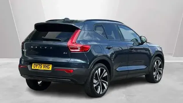 Used Volvo XC40 Plus 194 HP (142 kW) 2026 SUV