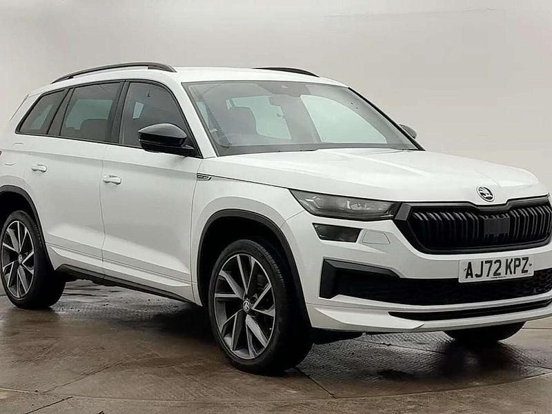Used Skoda Kodiaq SportLine 110 HP (80 kW) 2022 White SUV