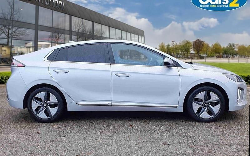 Used Hyundai Ioniq Premium SE 141 HP (103 kW) 2022 Hatchback