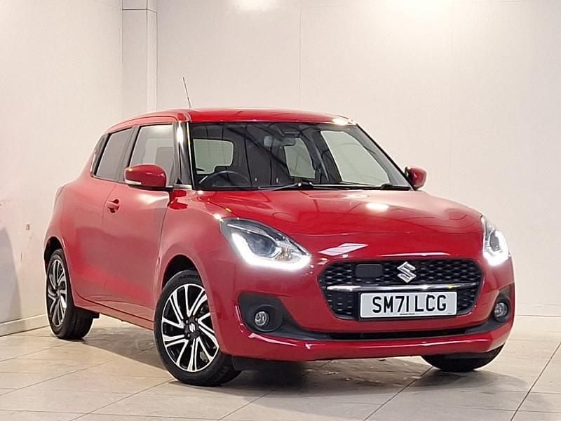 Used Suzuki Swift SZ5 83 HP (61 kW) 2022 Red Hatchback