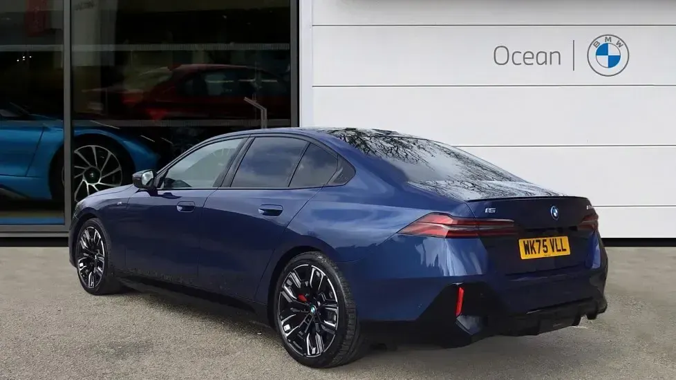 Used BMW i5 Comfort Edition 436 kW (593 HP) 2025 Blue