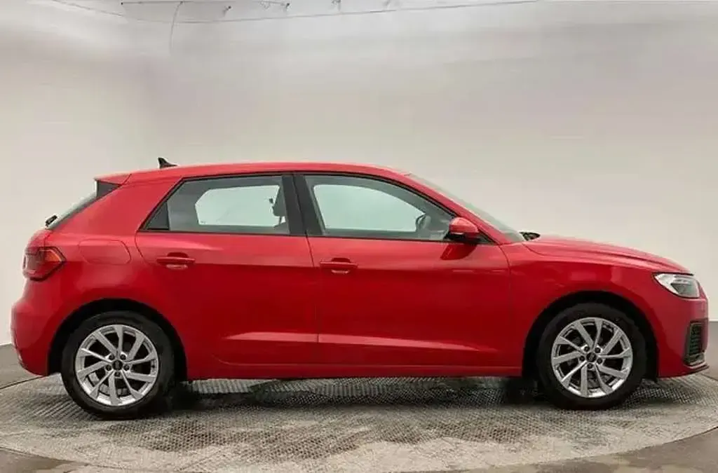 Used Audi A1 Sport 94 HP (69 kW) 2020 Red SUV