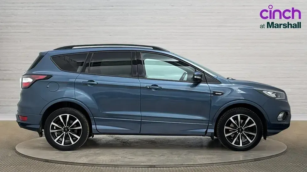 Second-hand Ford Kuga ST-Line 176 CP (129 kW) 2019 Albastru SUV