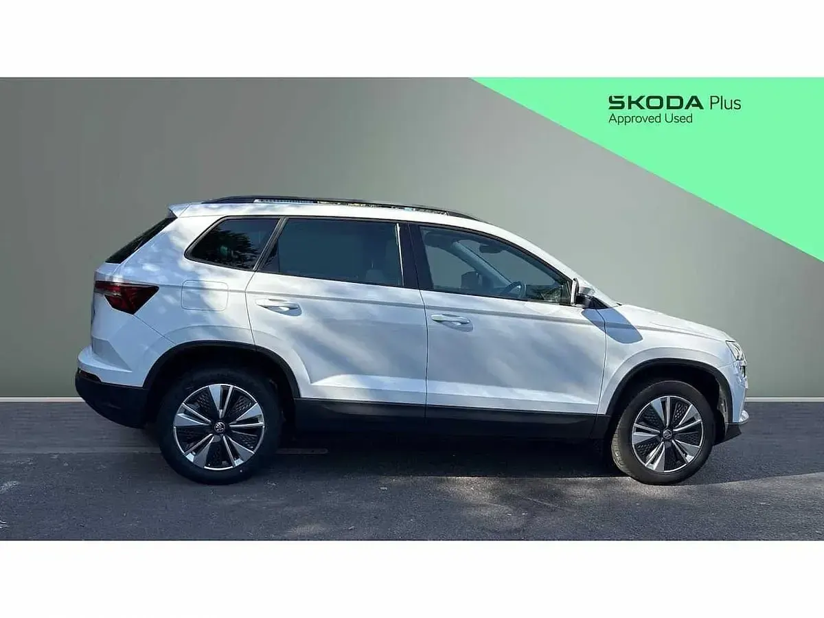 Used Skoda 110 R SE Drive 81 HP (59 kW) 2022 Moon white metallic Estate