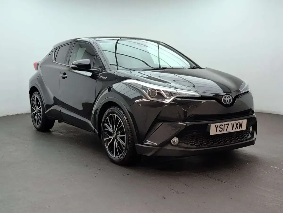 Used Toyota C-HR 122 HP (89 kW) 2017 Black SUV