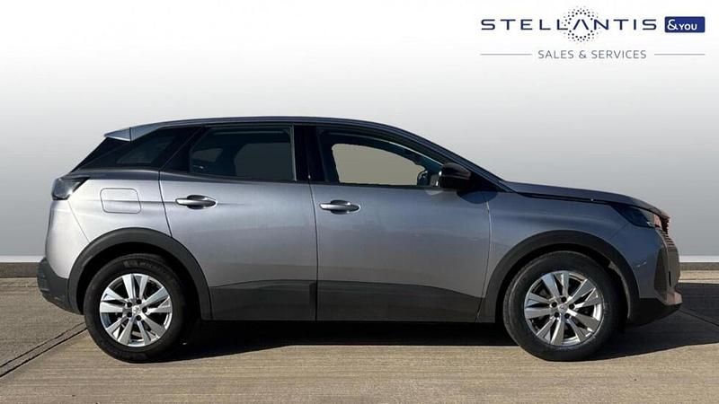 Used Peugeot 3008 Active Premium 129 HP (94 kW) 2022 Grey SUV