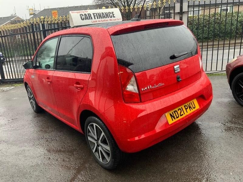 Usado Seat Mii Electric 61 kW (83 CV) 2021 Rojo Utilitario